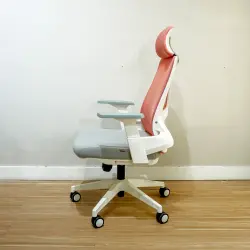 WORKDESIGN - AHSOKA PC PR KURSI KANTOR / KURSI KERJA ERGONOMIS DENGAN SANDARAN KEPALA DAN LUMBAR SUPPORT warna PINK - WHITE LIGHT GREY - WORKDESIGN - foto 3